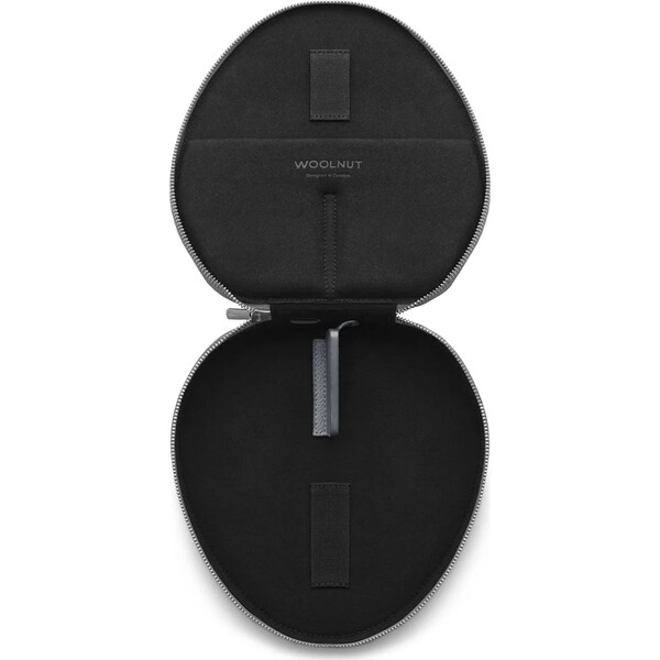 Woolnut-Leather-kozene-pouzdro-pro-AirPods-Max-sede