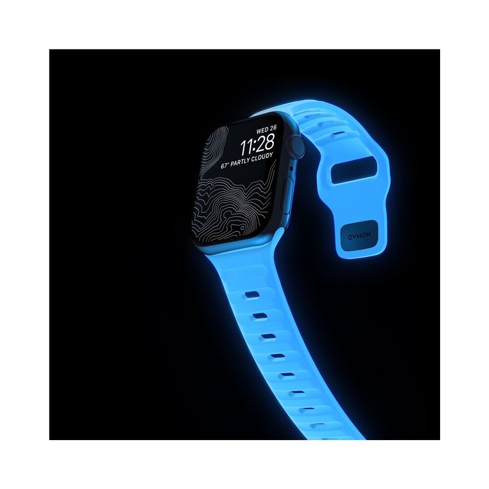 Nomad-Sport-Strap-S-M-reminek-pro-Apple-Watch-42-41-40-38mm-Ice-Blue-Glow