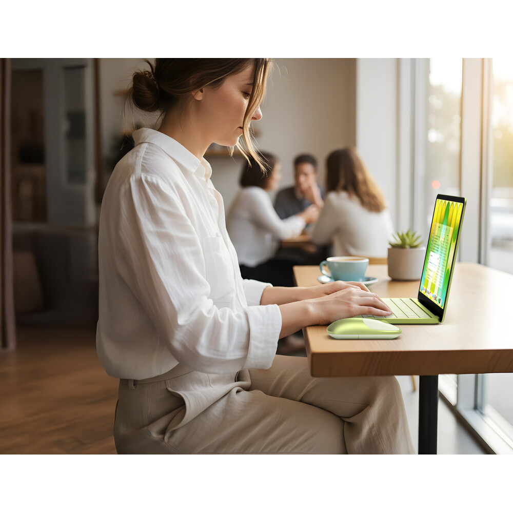 Satechi-Slim-EX-bezdratova-mys-MacBook-Neo-citrusove-zluta