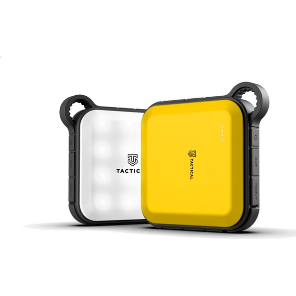 Tactical-Badass-powerbanka-se-svitilnou-10050-mAh-zluta