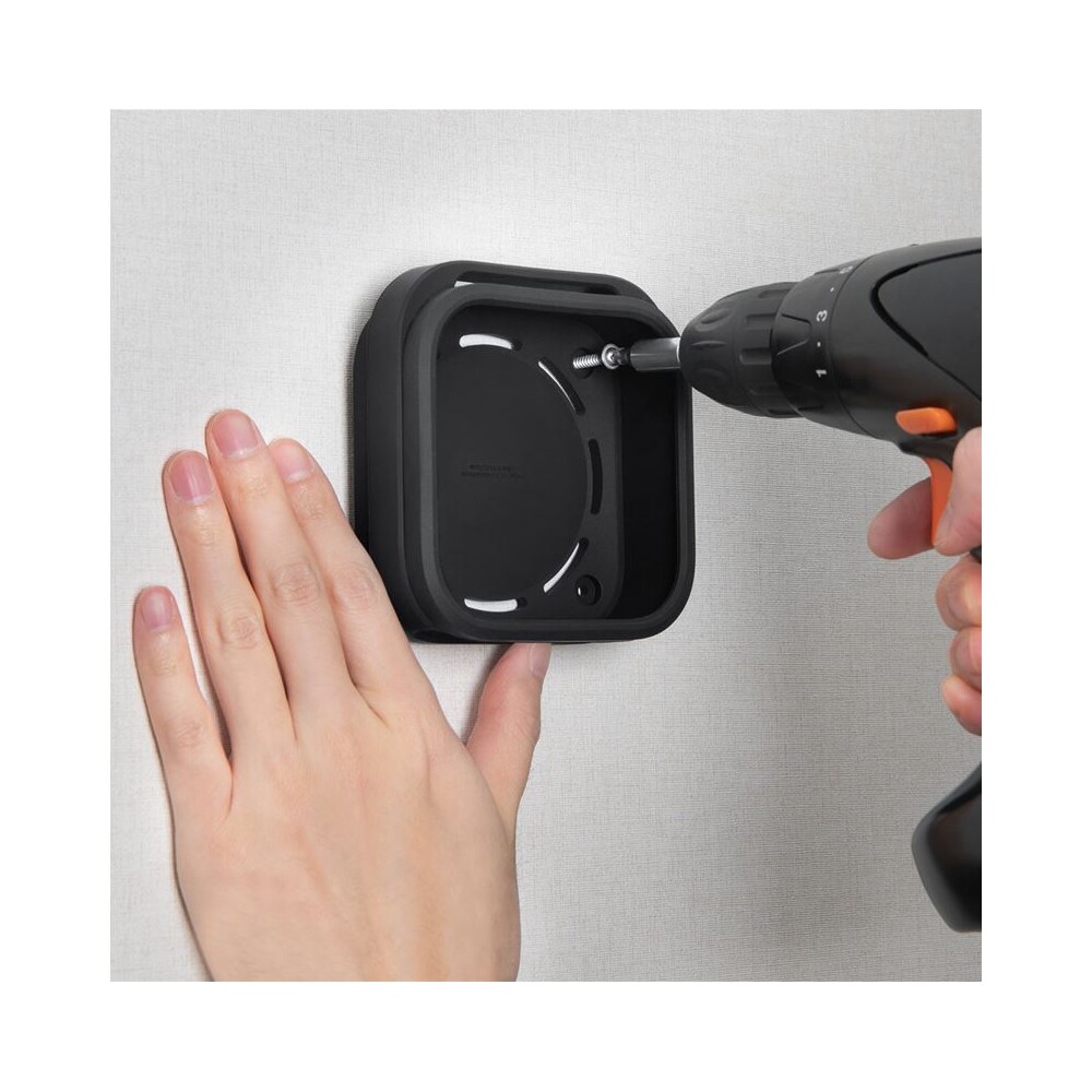 Spigen-Silicone-Fit-Mount-silikonovy-drzak-pro-Apple-TV-4K-3th-Gen-2022-cerny