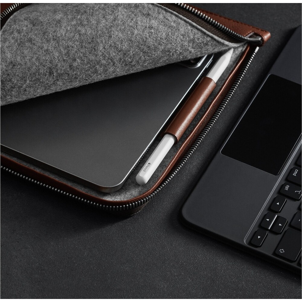 Woolnut-Leather-Folio-kozene-pouzdro-iPad-Pro-11-iPad-Air-11-hnede
