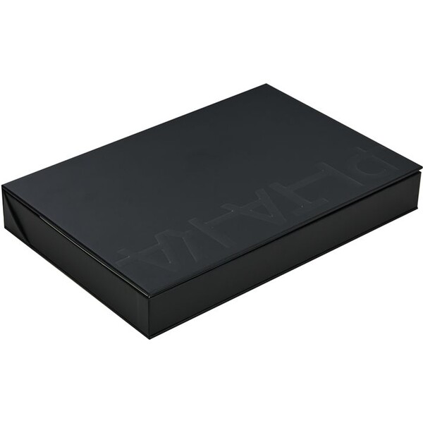 Pitaka-Gift-Box-premiovy-darkovy-balicek-pro-iPhone-17-Pro-Max-Classic-Black-Collection