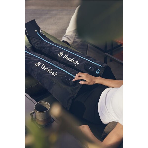 Therabody-RecoveryAir-JetBoots-kompresni-boty-Large