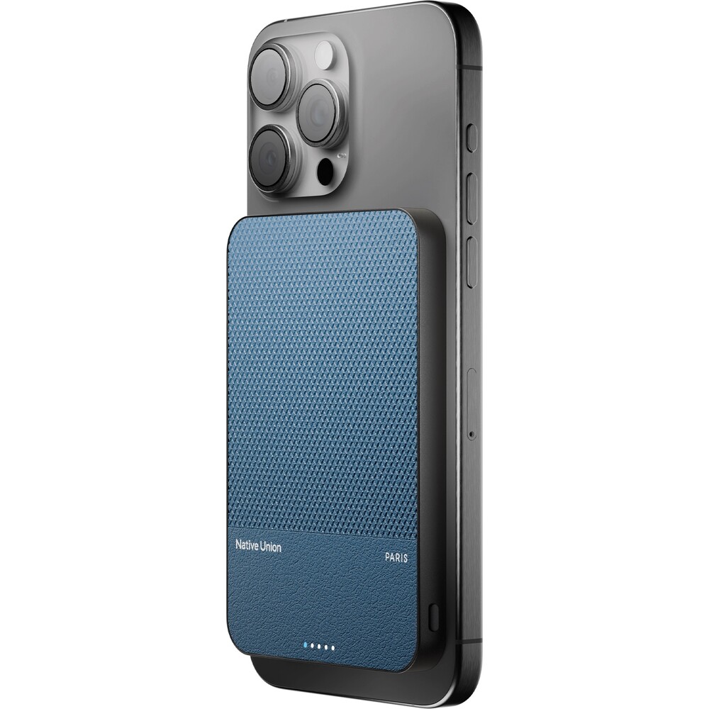 Native-Union-Re-Classic-Magnetic-Power-Bank-Qi2-5000mAh-modra