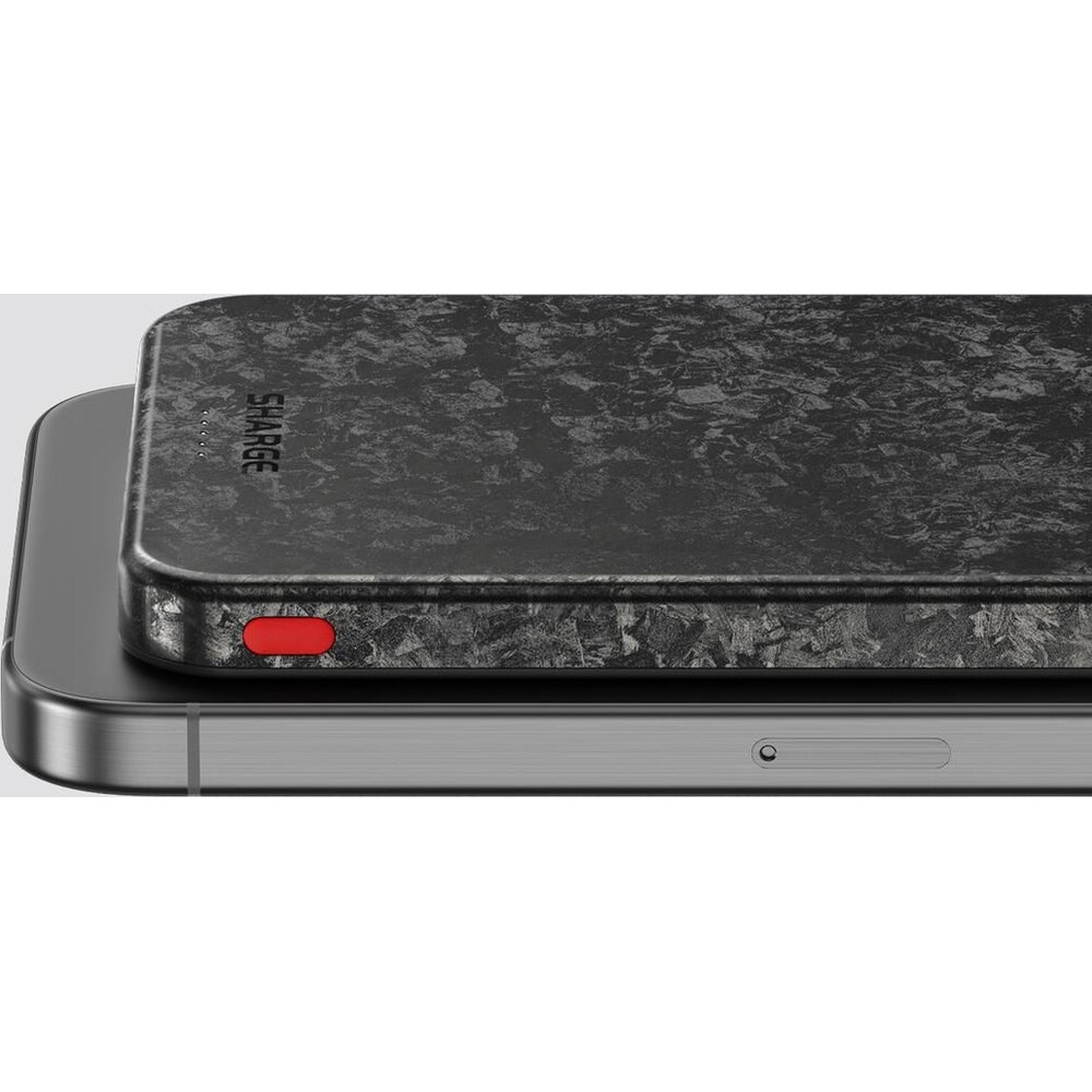 SHARGE-C3-CarbonMag-MagSafe-powerbanka-5000mAh-karbonova