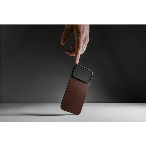 Nomad-Magnetic-Leather-Back-Horween-Magsafe-kozeny-kryt-iPhone-17-Pro-Rustic-Brown