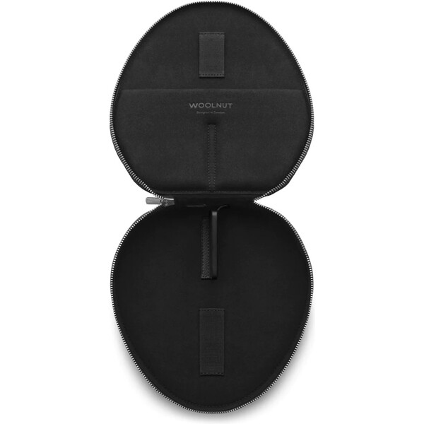 Woolnut-Leather-kozene-pouzdro-pro-AirPods-Max-cerne