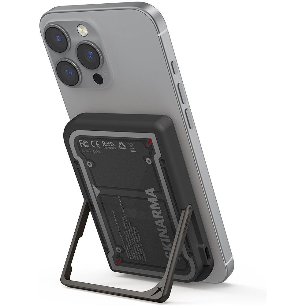 SKINARMA-Nexus-Mecha-MagSafe-powerbanka-se-stojankem-USB-C-PD-5000-mah-cerna