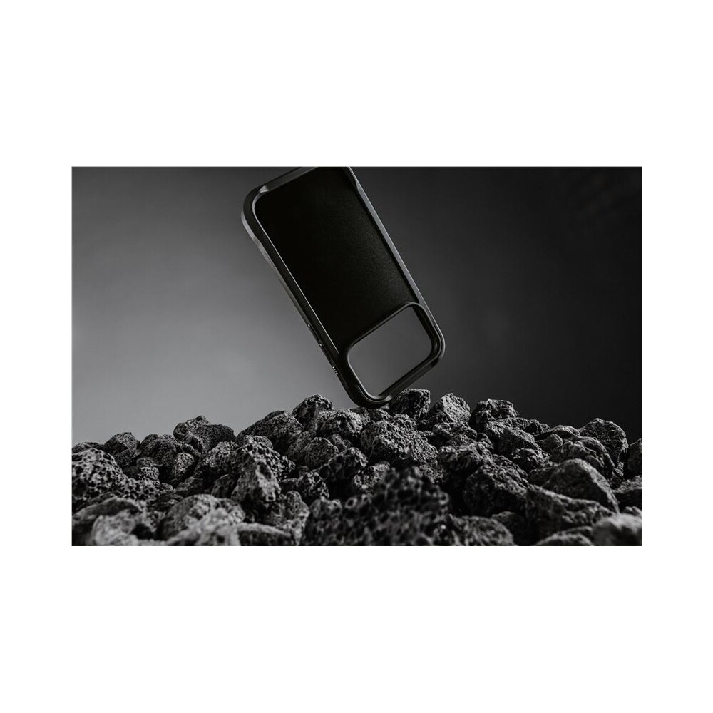 Nomad-Rugged-Leather-Case-Horween-MagSafe-kozeny-kryt-iPhone-17-Pro-Black