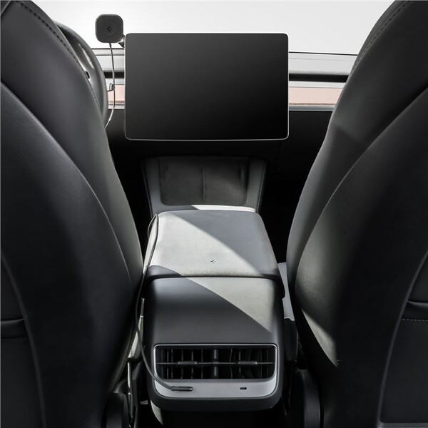 Spigen-OneTap-Pro-3-Wireless-Car-Charger-MagSafe-drzak-s-nabijenim-na-displej-Tesla