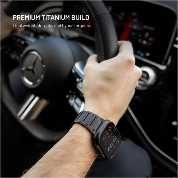 FIXED-Titanium-Strap-titanovy-reminek-Apple-Watch-44-45-46-49mm-cerny