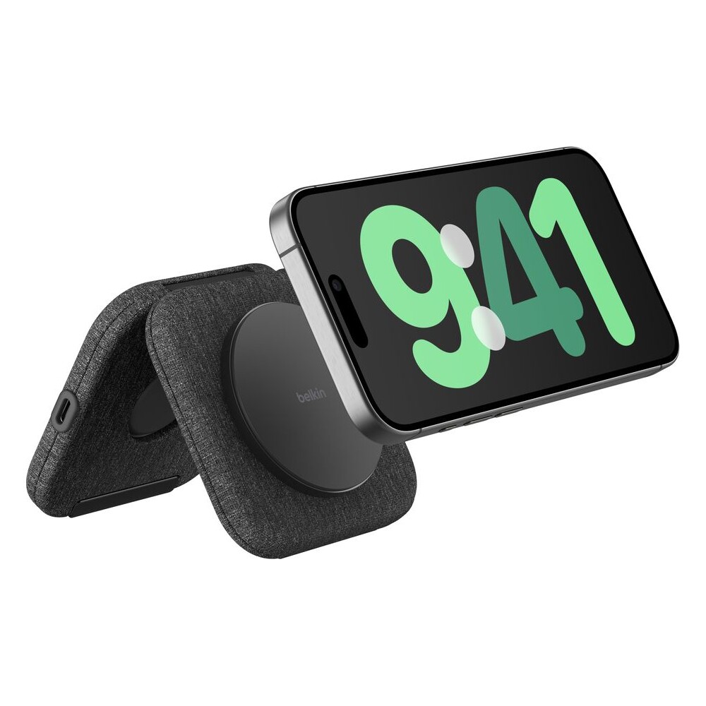 Belkin-BOOST-CHARGE-PRO-Qi2-15W-2v1-Bezdratova-MagSafe-cestovni-podlozka-pro-iPhone-Apple-Watch-Air