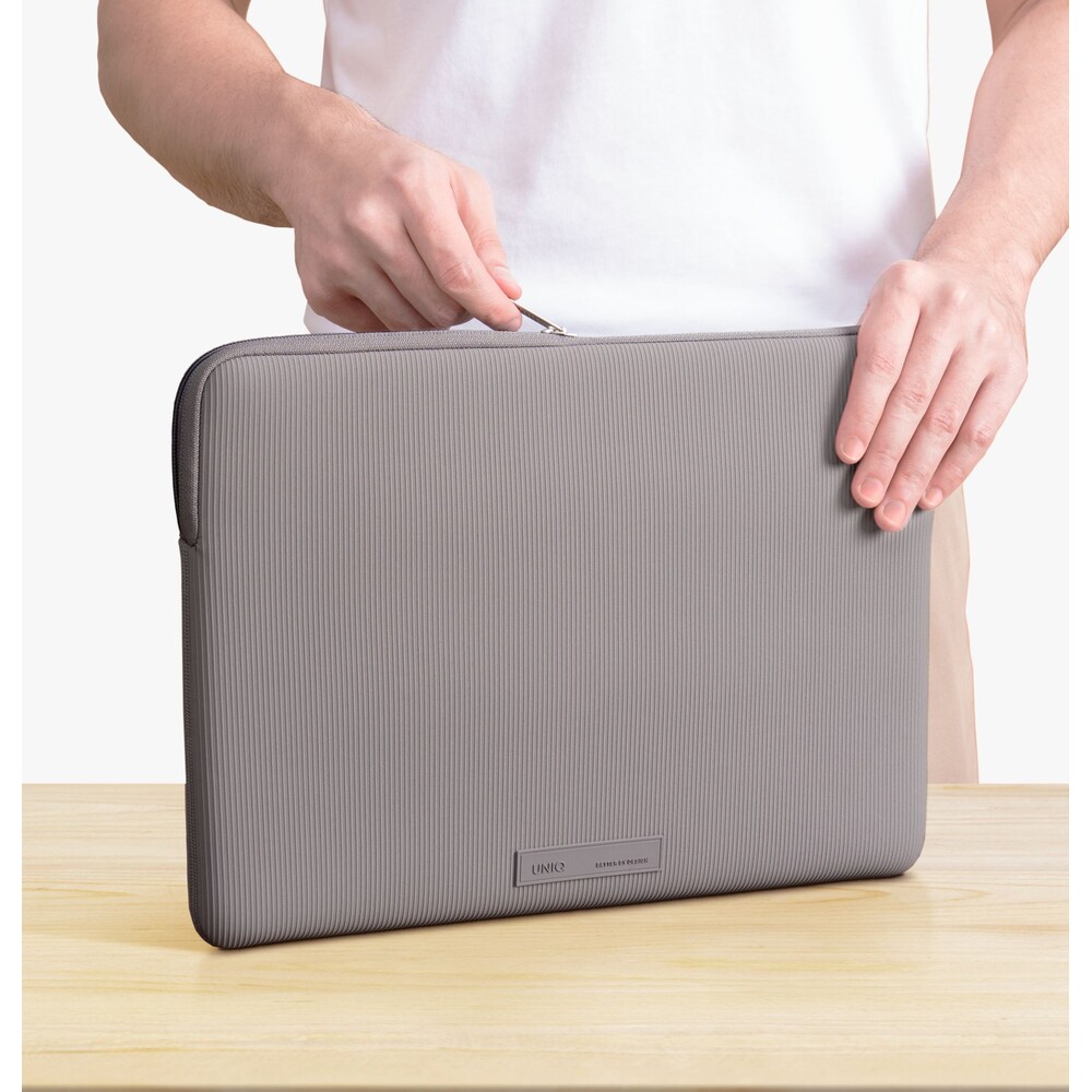 UNIQ-Cyprus-Ridge-Edition-neoprenove-pouzdro-pro-MacBook-notebook-15-16-Pewter-Grey