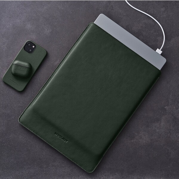 Woolnut-kozene-Sleeve-pouzdro-pro-15-MacBook-Air-tmave-zelene