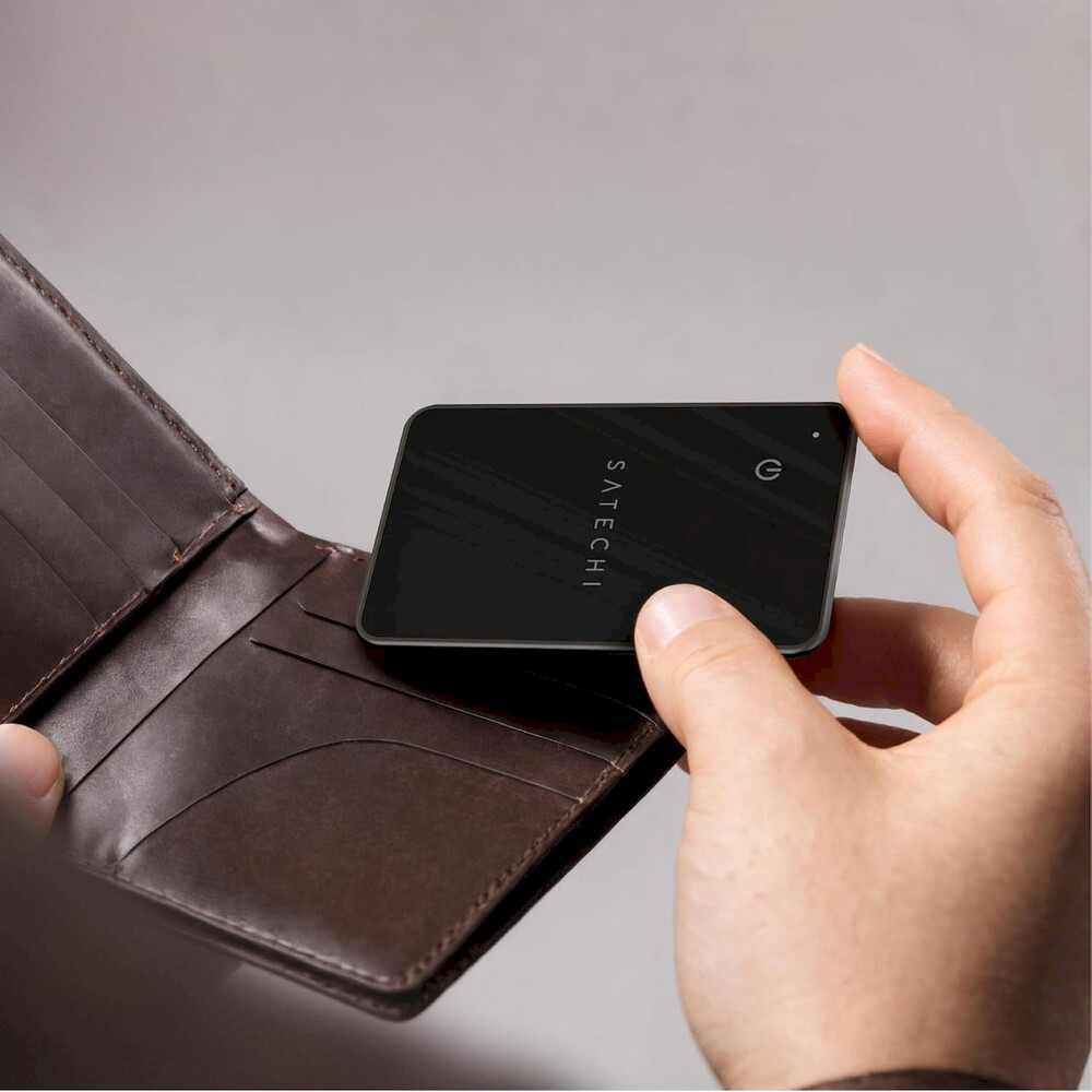 Satechi-FindAll-Card-lokator-s-Apple-FindMy-cerny