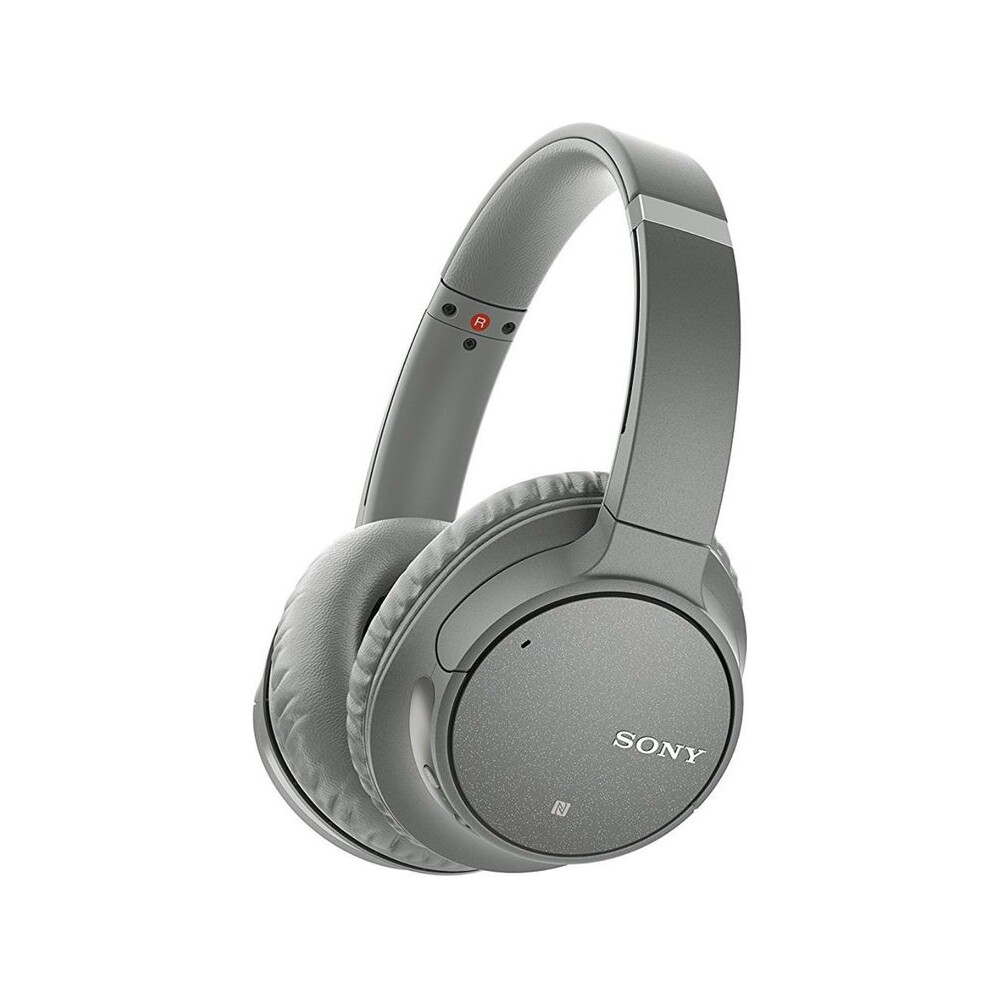 Sony-WH-CH700N-bezdratova-sluchatka-s-redukci-okolniho-sumu-seda