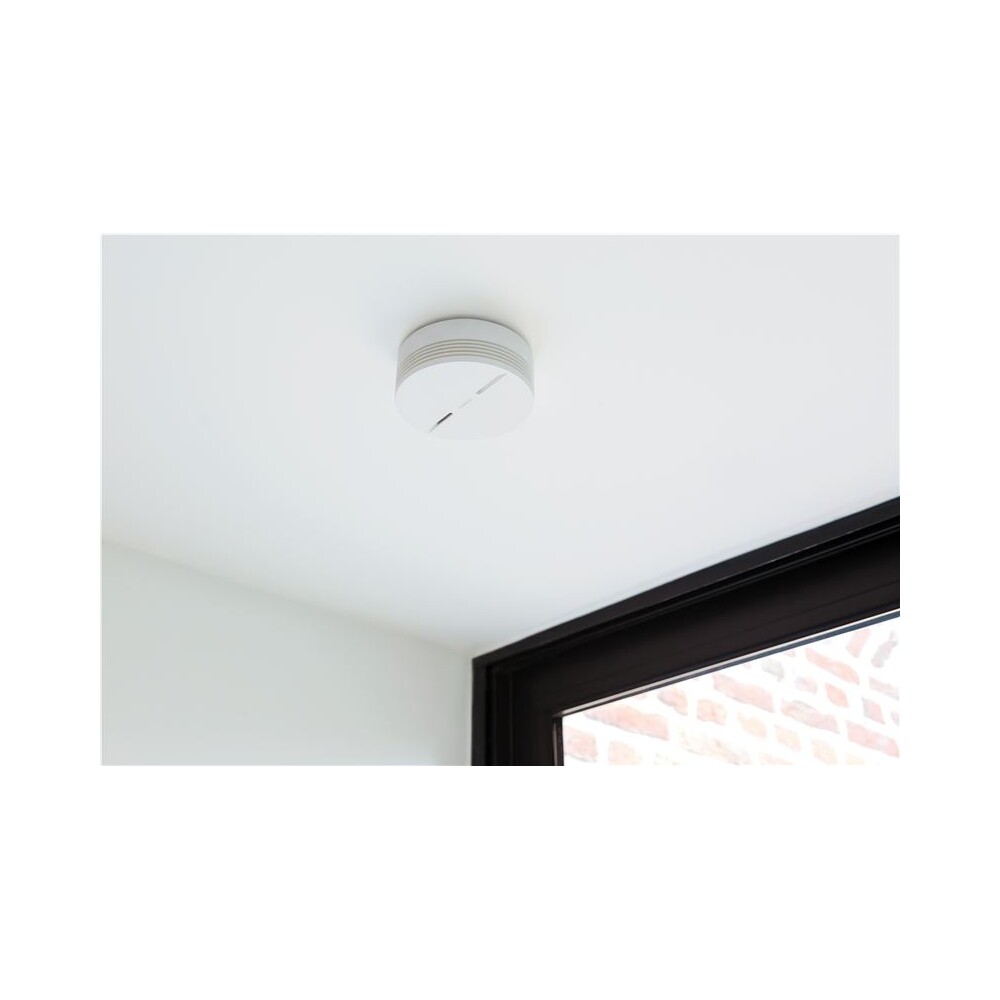 Netatmo-Smart-Smoke-Alarm-inteligentni-detektor-koure