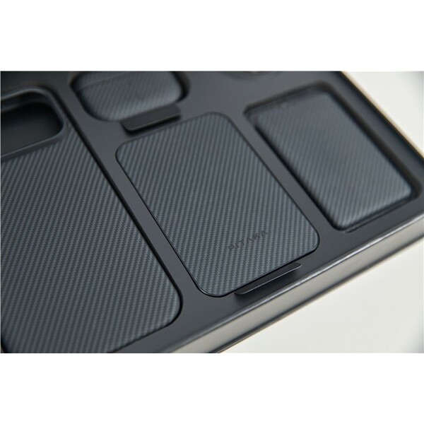 Pitaka-Gift-Box-premiovy-darkovy-balicek-pro-iPhone-17-Pro-Max-Classic-Black-Collection