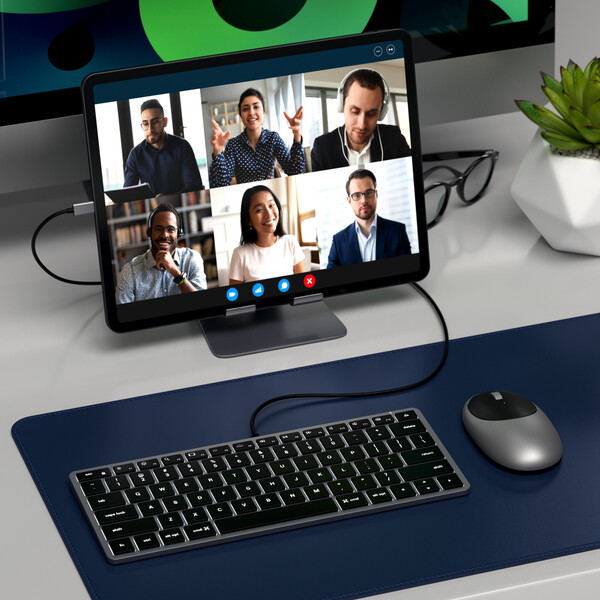 Satechi-Slim-W1-USB-C-klavesnice-US-vesmirne-seda