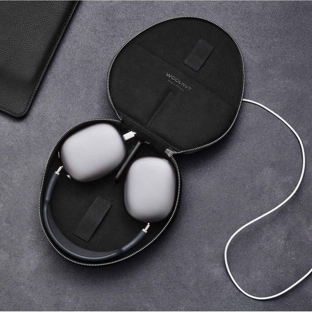 Woolnut-Leather-kozene-pouzdro-pro-AirPods-Max-cerne