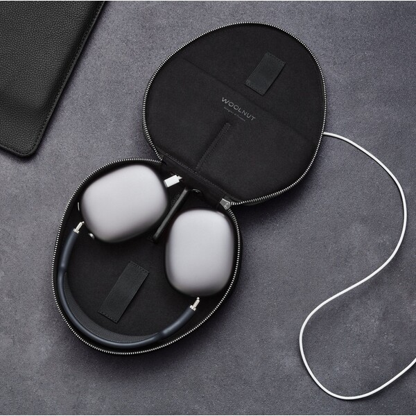 Woolnut-Leather-kozene-pouzdro-pro-AirPods-Max-cerne