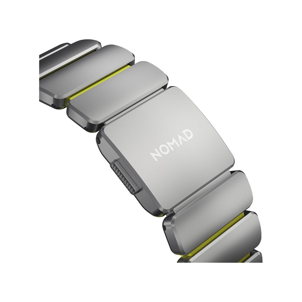 Nomad-Stratos-Band-FKM-reminek-Apple-Watch-45-46-49mm-Natural-Titanium-Volt