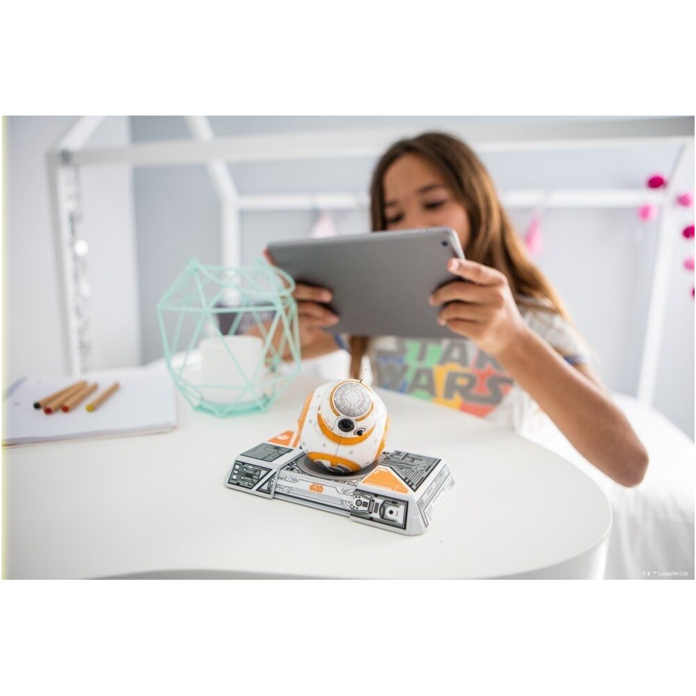 Sphero-BB-8-Droid-with-Trainer-Star-Wars