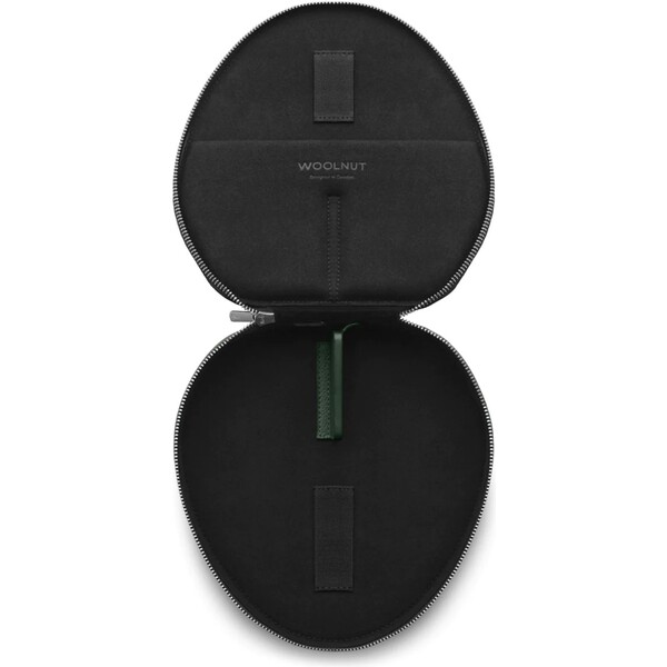 Woolnut-Leather-kozene-pouzdro-pro-AirPods-Max-zelene
