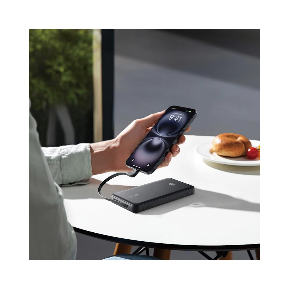 Anker-Zolo-powerbanka-20000mAh-22-5W-s-kabelem-USB-C-cerna
