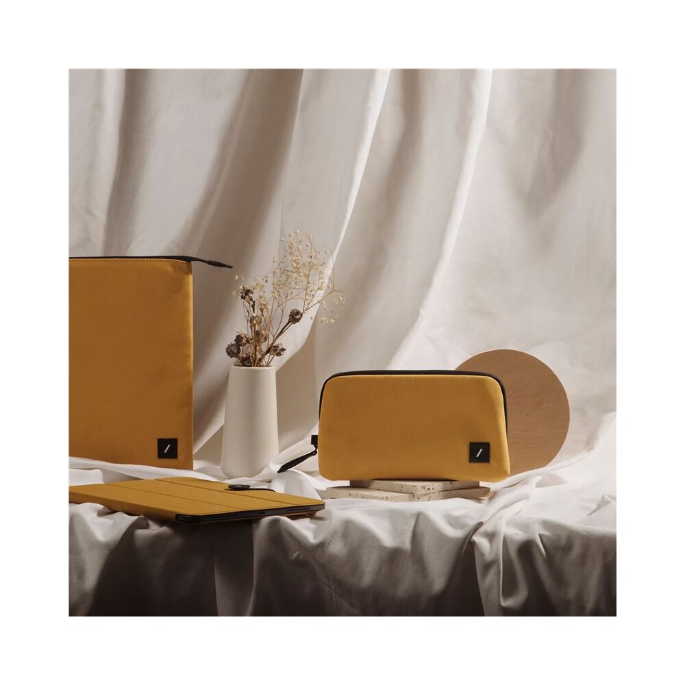 Native-Union-WFA-Stow-Lite-Sleeve-pouzdro-Macbook-16-kraft