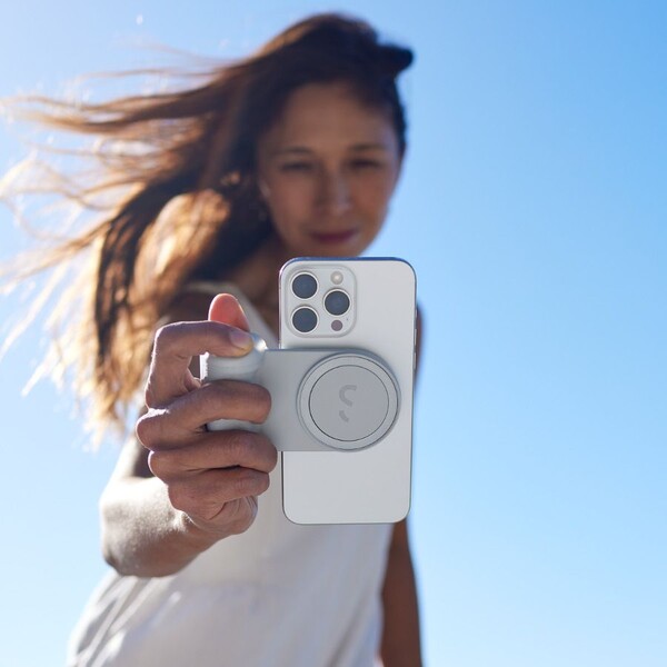 ShiftCam-SnapGrip-Pro-bily
