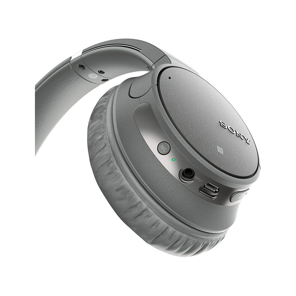 Sony-WH-CH700N-bezdratova-sluchatka-s-redukci-okolniho-sumu-seda