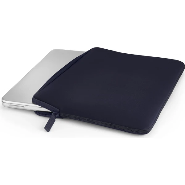 Pipetto-Classic-Fit-Sleeve-pouzdro-pro-MacBook-Neo-13-tmave-modre