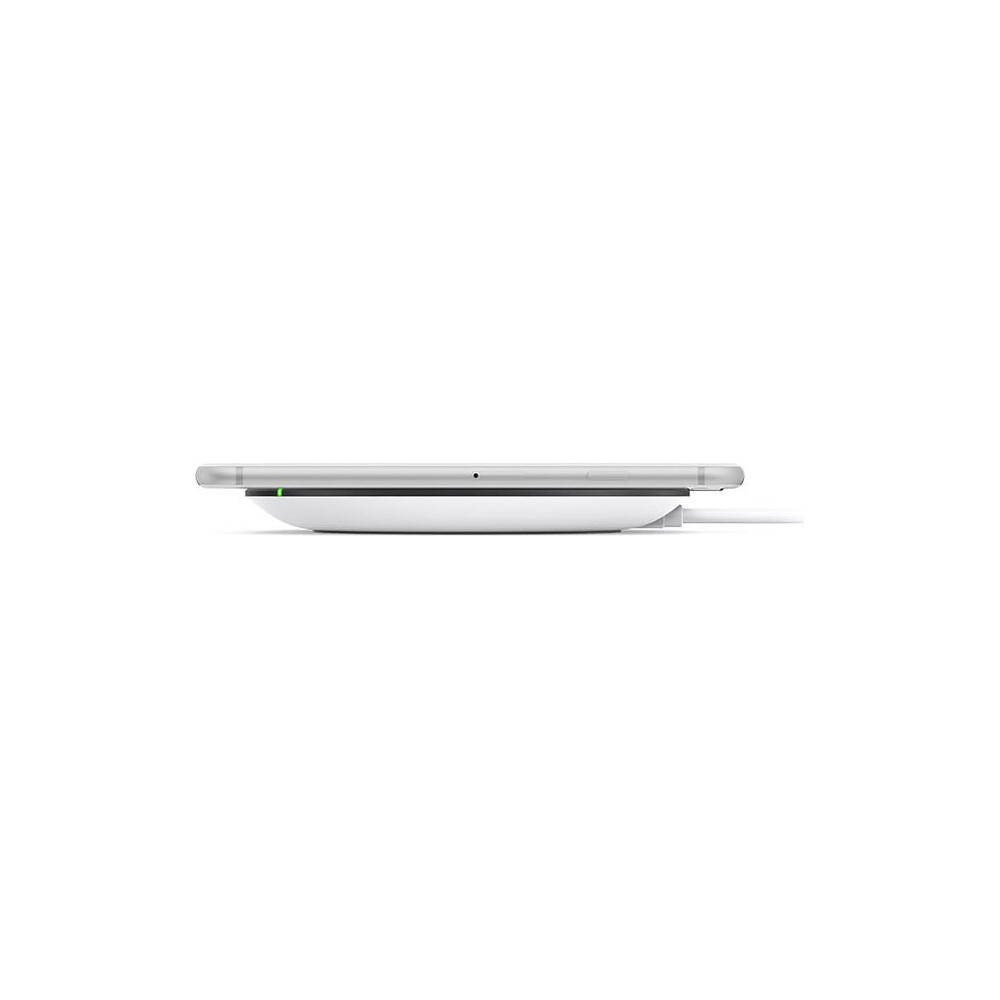 Belkin-Qi-Wireless-Charging-Pad-bezdratova-nabijecka-cerna