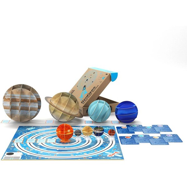 Ozobot-STEAM-sada-Ozobot-zkouma-solarni-system