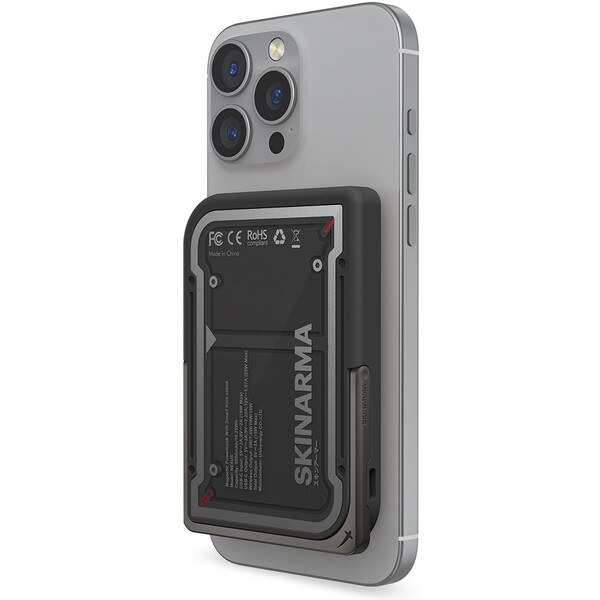 SKINARMA-Nexus-Mecha-MagSafe-powerbanka-se-stojankem-USB-C-PD-5000-mah-cerna