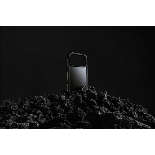 Nomad-Rugged-Leather-Case-Horween-MagSafe-kozeny-kryt-iPhone-17-Pro-Black