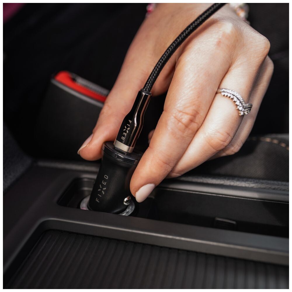 FIXED-autonabijecka-s-USB-C-a-USB-vystupem-a-podporou-PD-20W-cerna