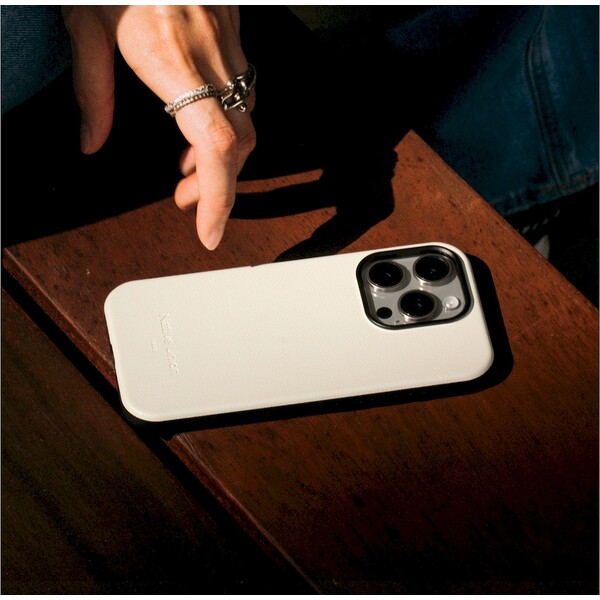 Native-Union-Active-MagSafe-kryt-iPhone-16-sedy