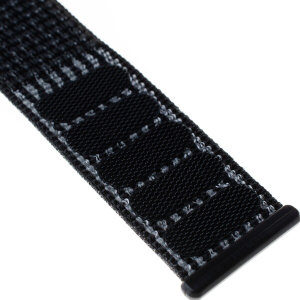 FIXED-Nylon-Strap-nylonovy-pasek-pro-Apple-Watch-42-44-45mm-reflexne-cerny