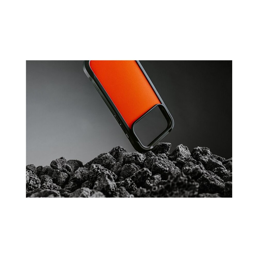 Nomad-Rugged-Case-MagSafe-kryt-iPhone-17-Pro-Max-Ultra-Orange