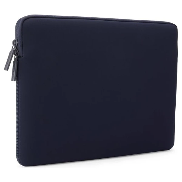 Pipetto-Classic-Fit-Sleeve-V2-pouzdro-pro-MacBook-14-13-tmave-modre
