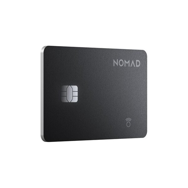 Nomad-Tracking-Card-Pro-lokator-s-Apple-Find-My-a-MagSafe-cerny