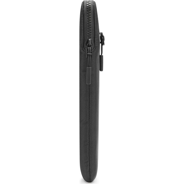 Pipetto-Classic-Organiser-Sleeve-pouzdro-pro-Macbook-15-16-cerny