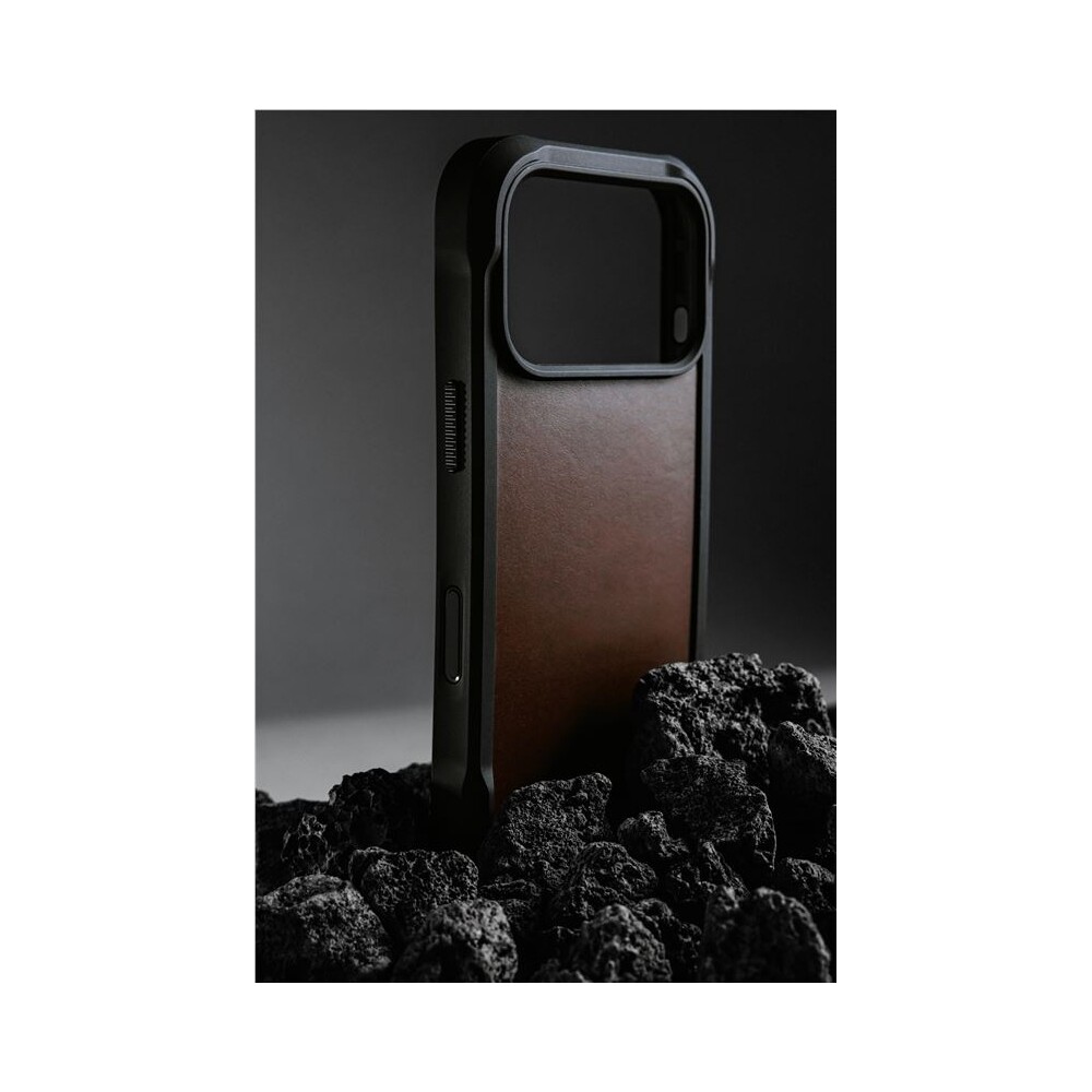 Nomad-Rugged-Leather-Case-Horween-MagSafe-kozeny-kryt-iPhone-17-Pro-Max-Rustic-Brown