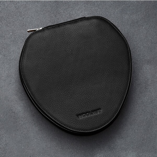 Woolnut-Leather-kozene-pouzdro-pro-AirPods-Max-cerne