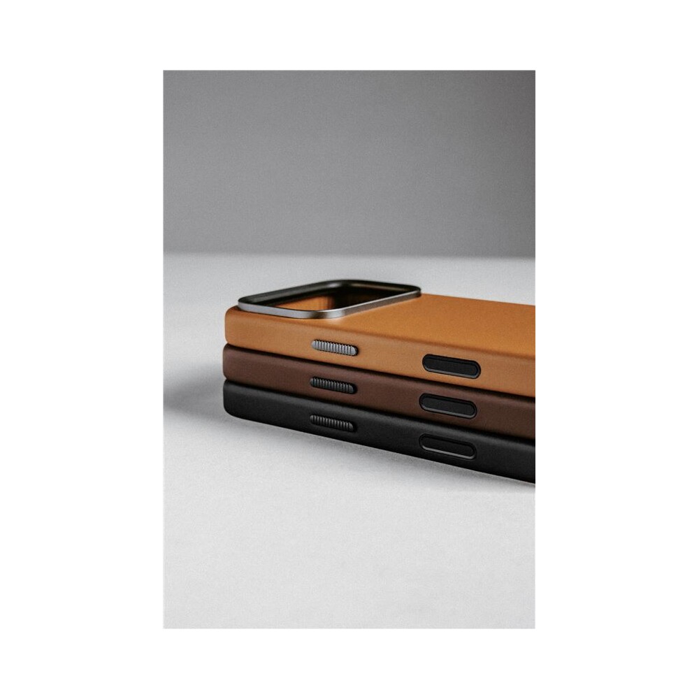 Nomad-Traditional-Leather-Case-MagSafe-kozeny-kryt-iPhone-17-Pro-Black