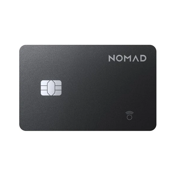 Nomad-Tracking-Card-Pro-lokator-s-Apple-Find-My-a-MagSafe-cerny