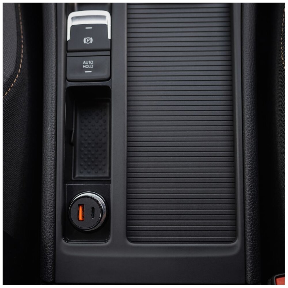 FIXED-autonabijecka-s-USB-C-a-USB-vystupem-a-podporou-PD-20W-cerna